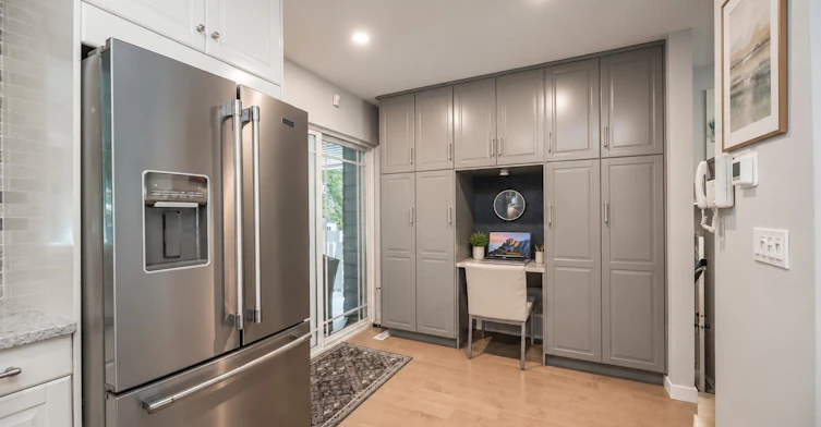2670 Burnside Place, Coquitlam, BC, V3E 1A2 - 11