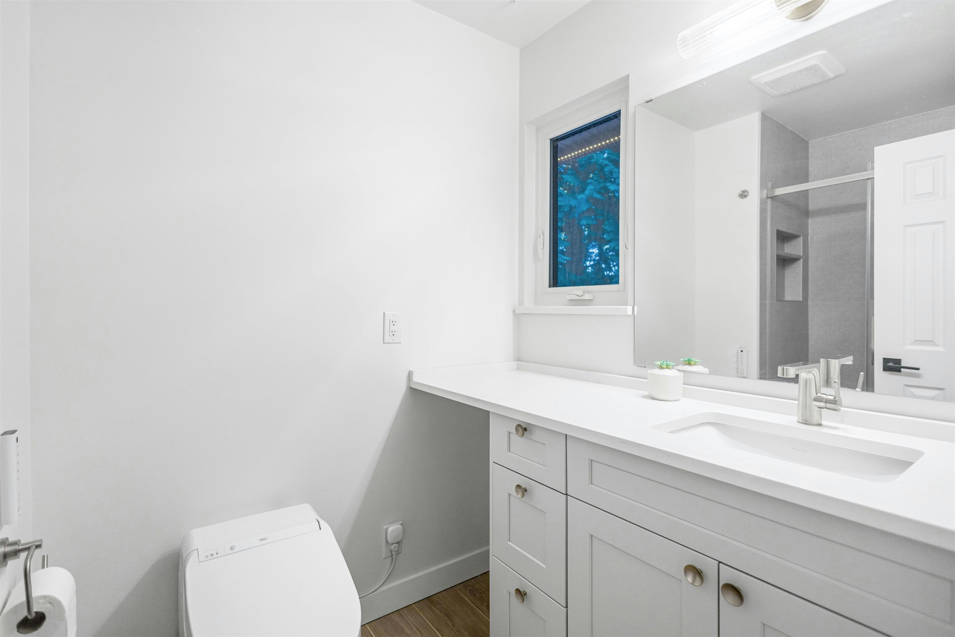 2670 Burnside Place, Coquitlam, BC, V3E 1A2 - 14