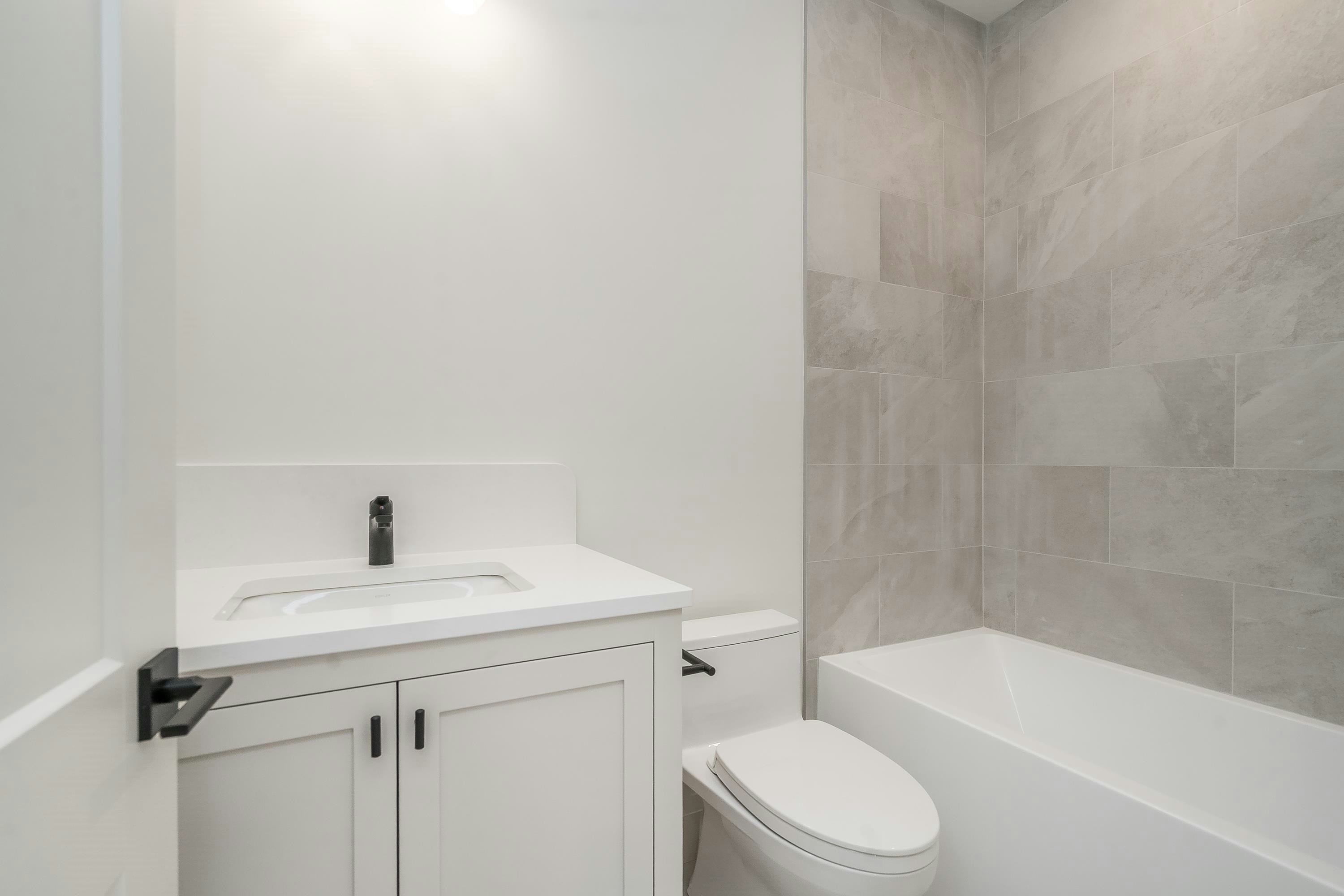 23701 40 Avenue, Langley, BC, V2Z 2J9 - 38