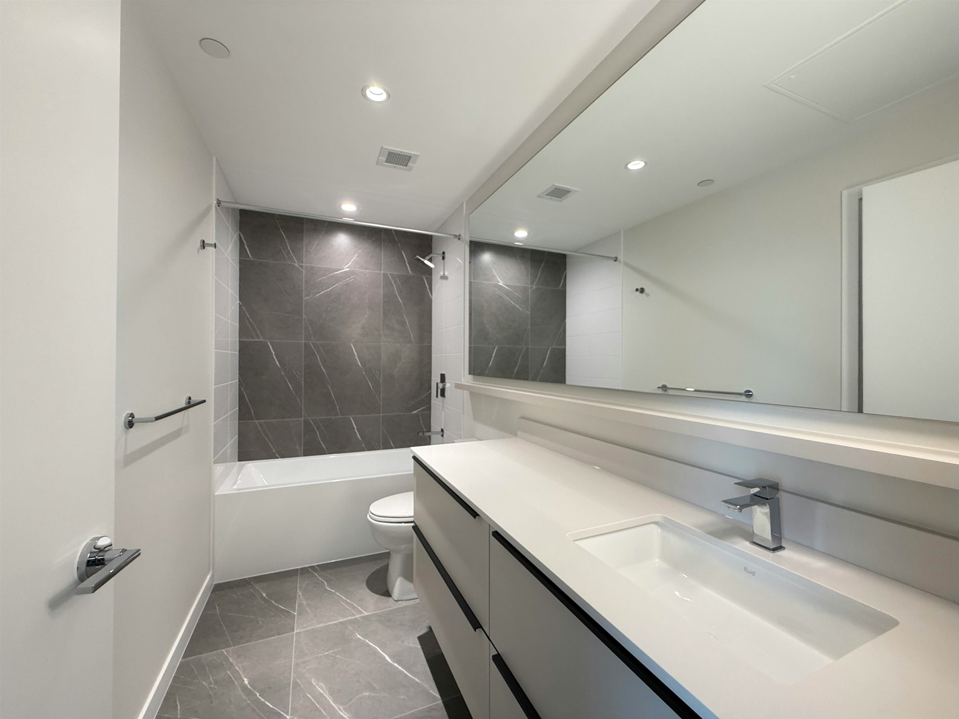 1805-612 Elmwood Street, Coquitlam, BC, V3J 0W1 - 12