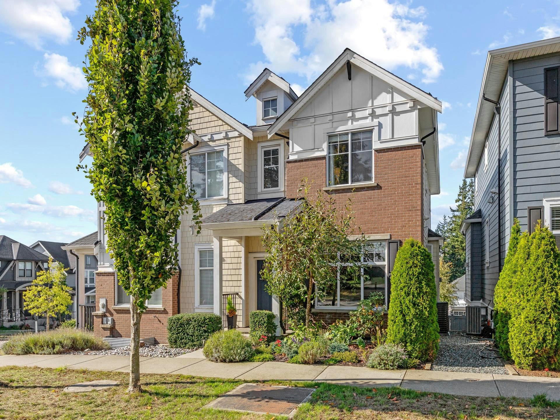 2209 165 Street, Surrey, BC, V3Z 0L8 - 38