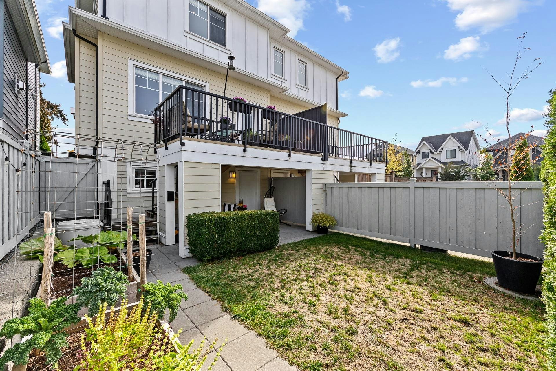 2209 165 Street, Surrey, BC, V3Z 0L8 - 35