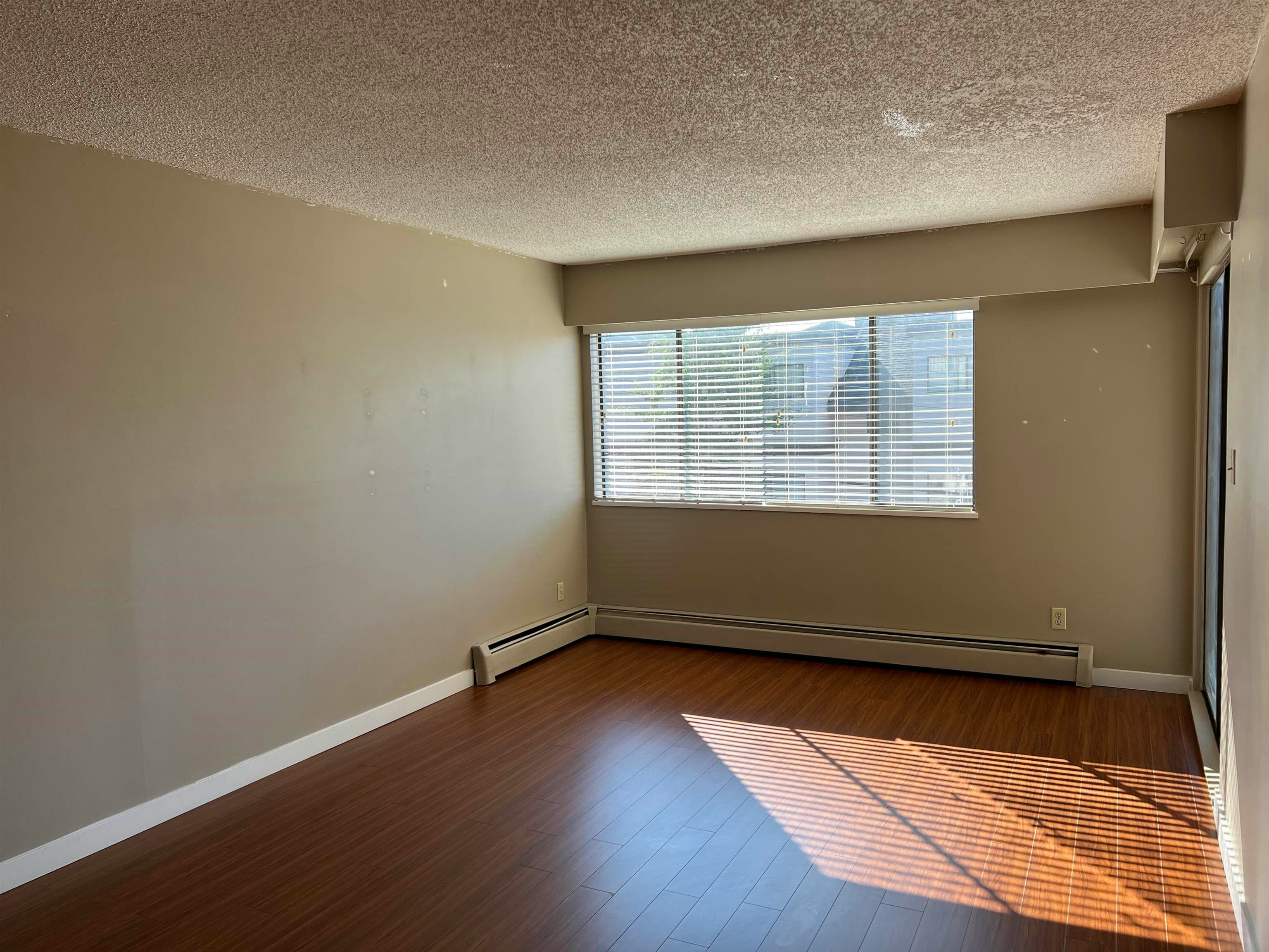 206-1285 Martin Street, Surrey, BC, V4B 3W4 - 4