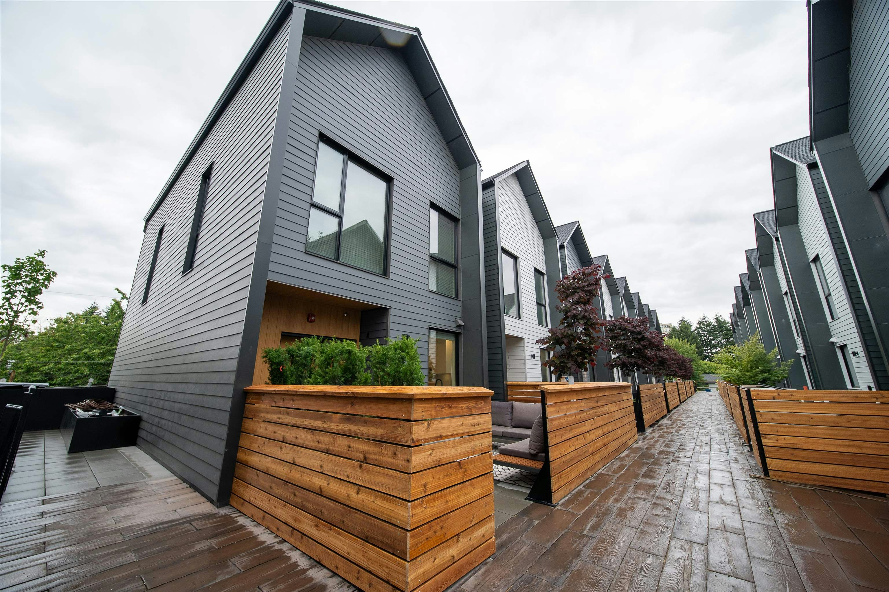 13-8968 Cook Crescent - 2