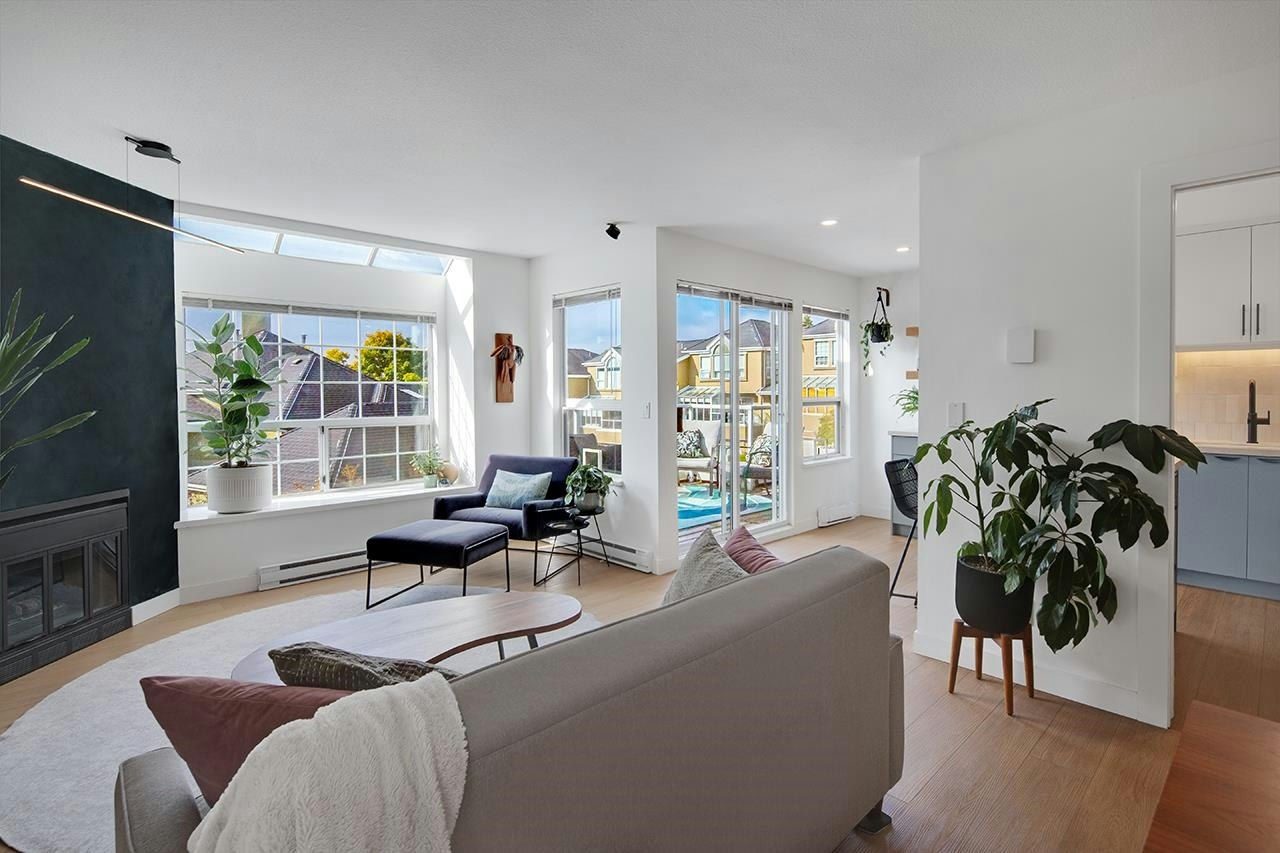 2337 Quayside Court, Vancouver, BC, V5P 4W2 - 4