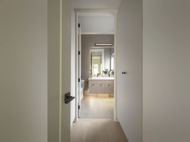 1-1376 E 11th Avenue, Vancouver, BC, V5N 1Y5 - 13