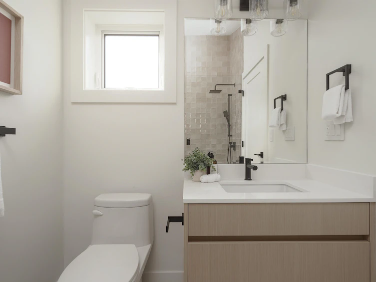1-1376 E 11th Avenue, Vancouver, BC, V5N 1Y5 - 21