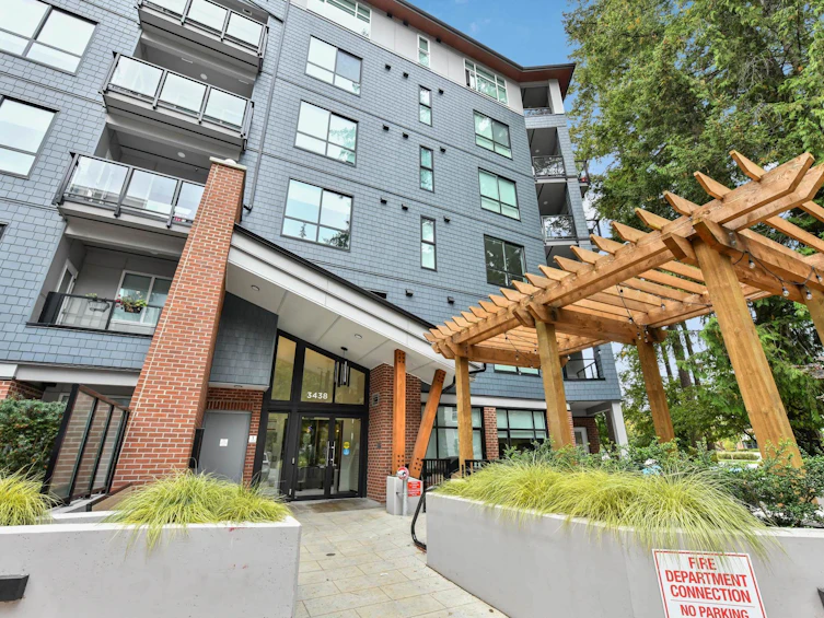 217-3438 146a Street, Surrey, BC, V4P 0J1 - 3