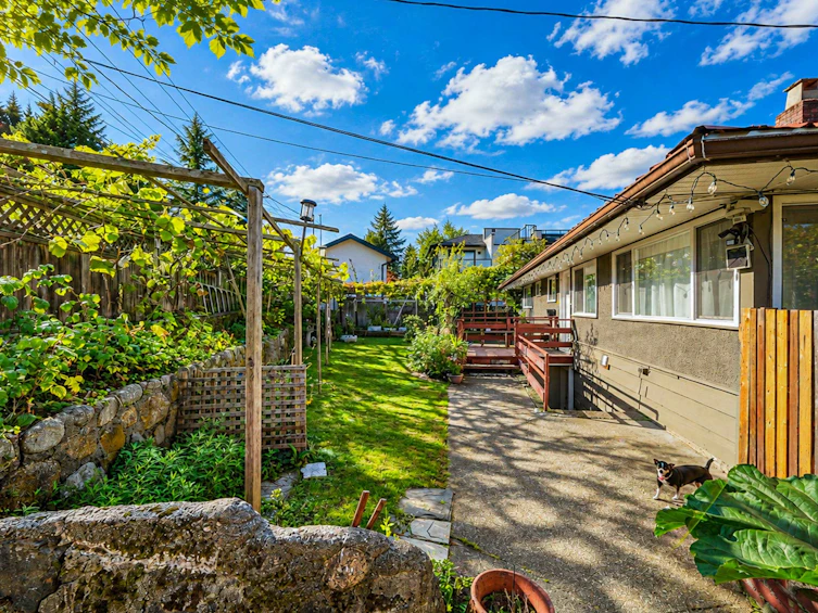 7288 Inlet Drive, Burnaby, BC, V5A 1C4 - 28