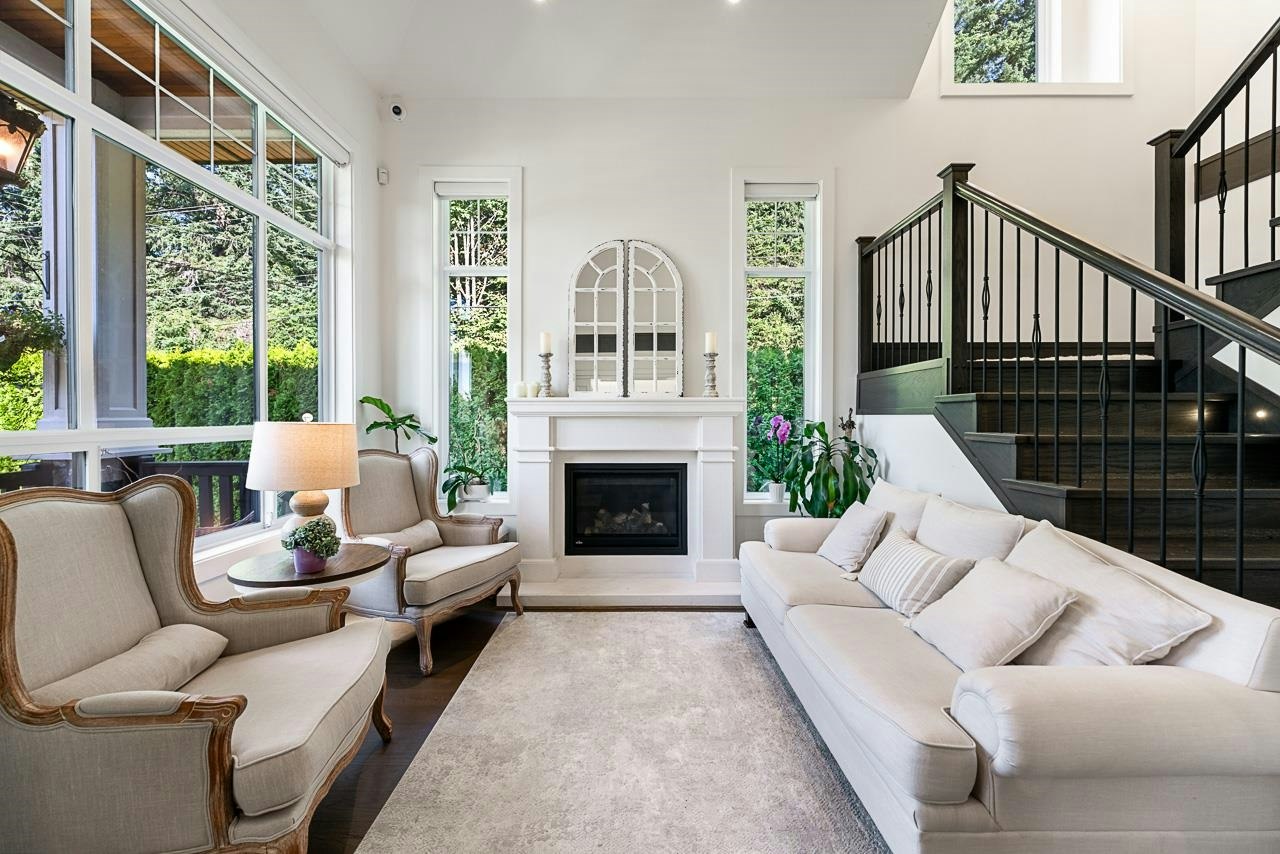 12798 26b Avenue - 2