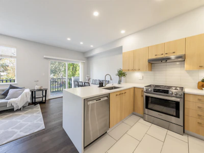 44-7233 Heather Street - 5