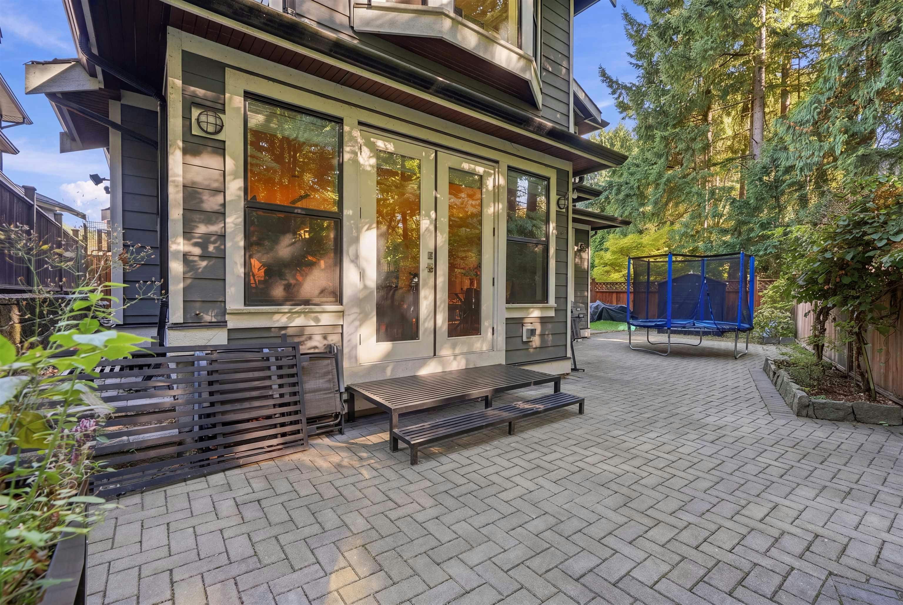 631 W 24th Close, North Vancouver, BC, V6E 2P4 - 40