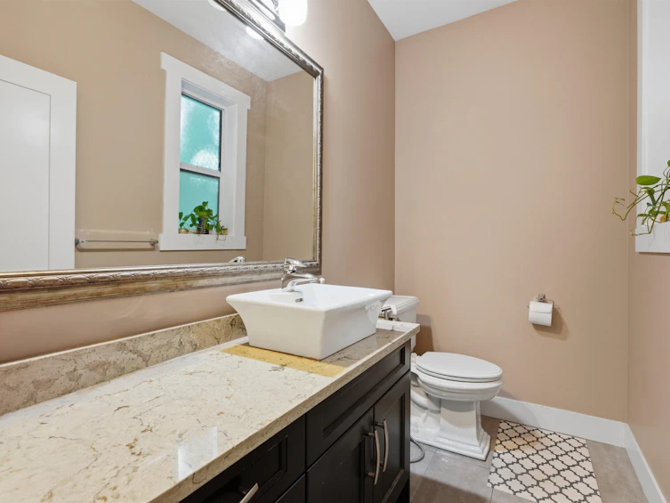 631 W 24th Close, North Vancouver, BC, V6E 2P4 - 10