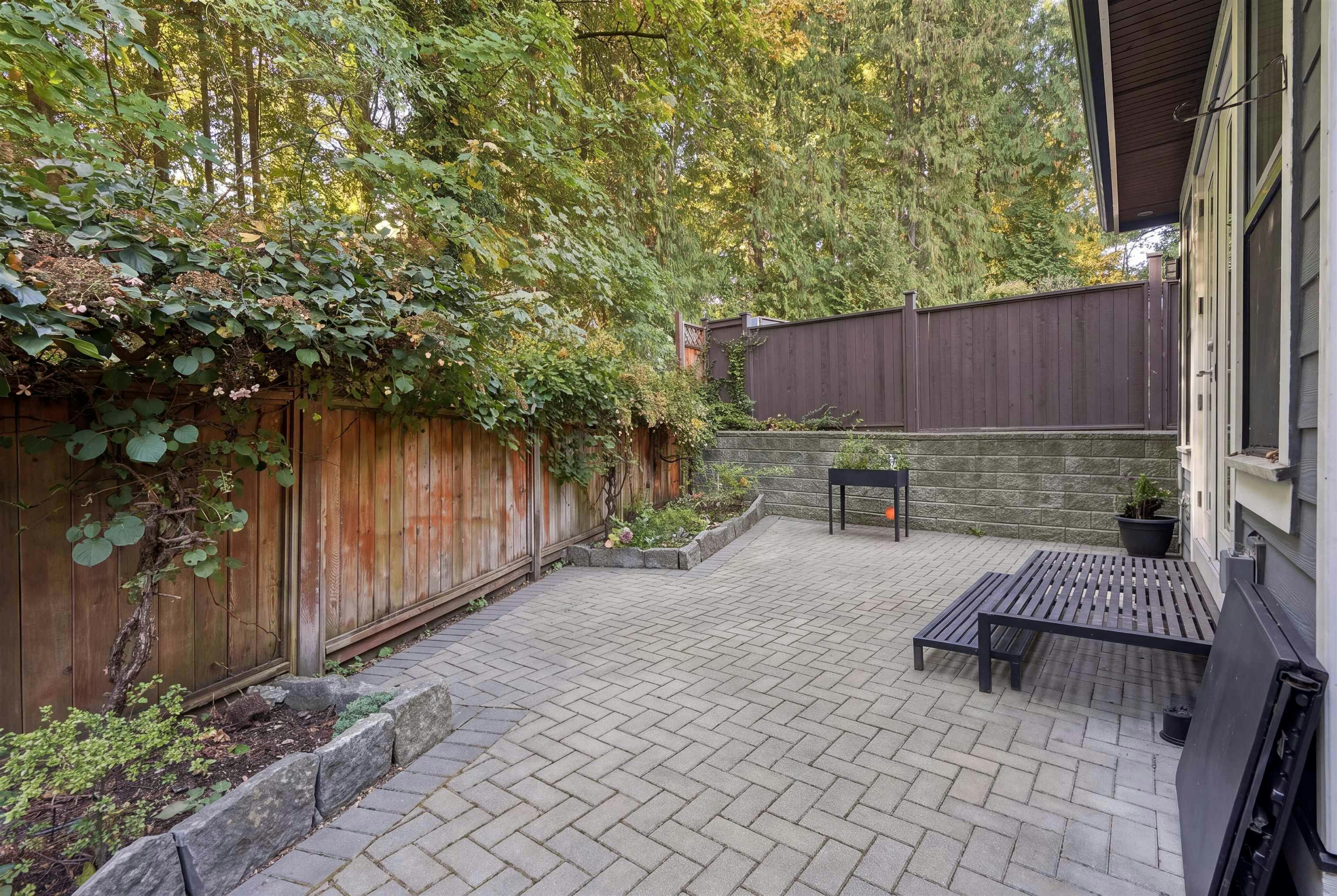 631 W 24th Close, North Vancouver, BC, V6E 2P4 - 38