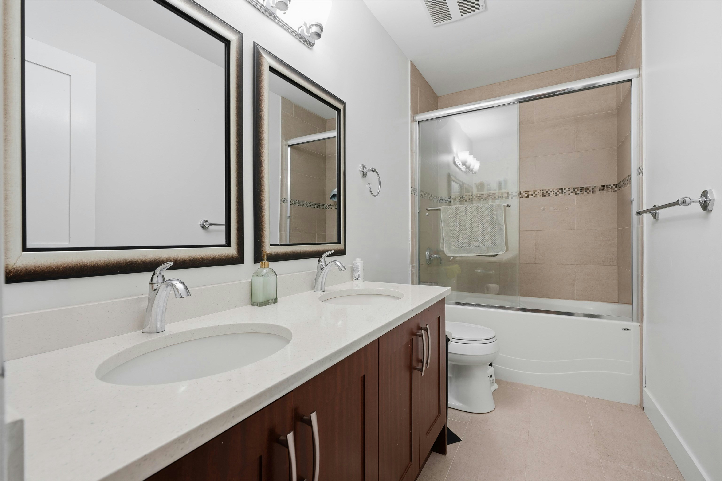 631 W 24th Close, North Vancouver, BC, V6E 2P4 - 34