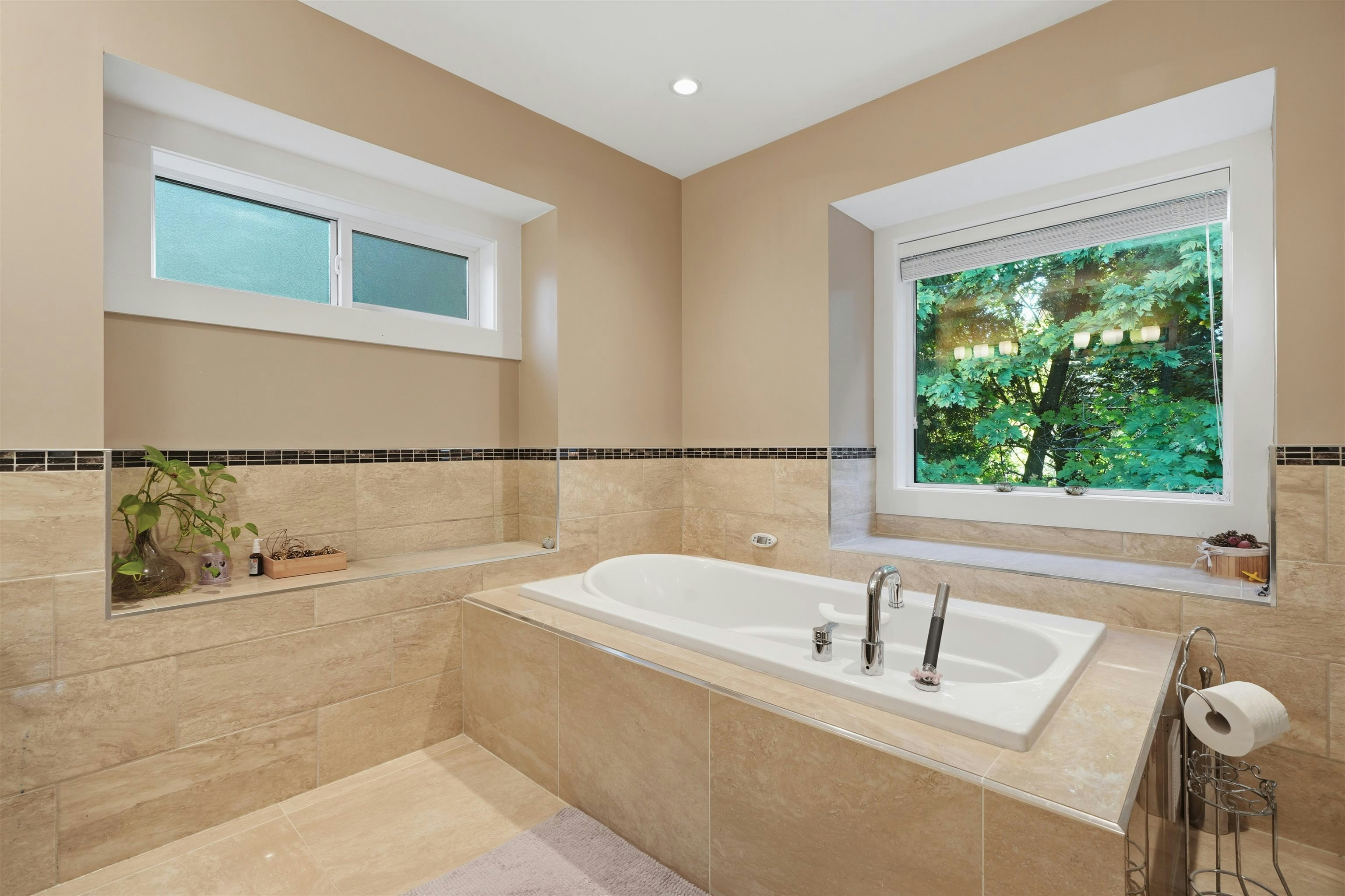 631 W 24th Close, North Vancouver, BC, V6E 2P4 - 26