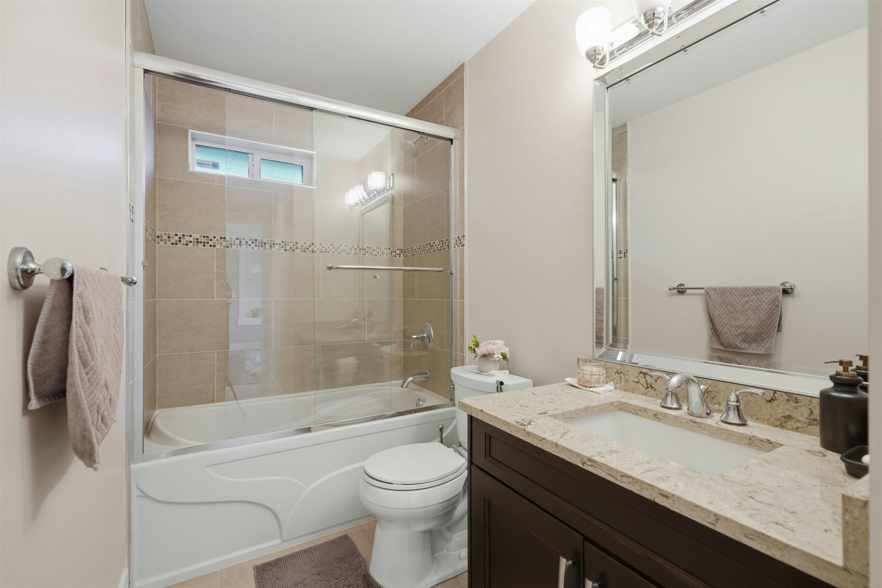631 W 24th Close, North Vancouver, BC, V6E 2P4 - 22