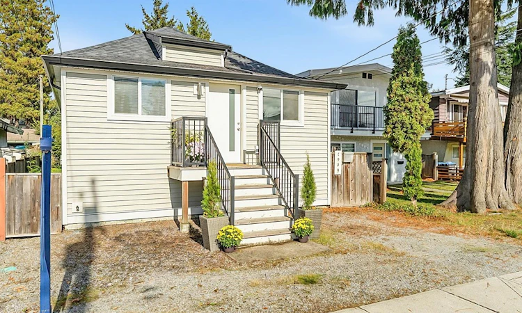 1959 Manning Avenue
