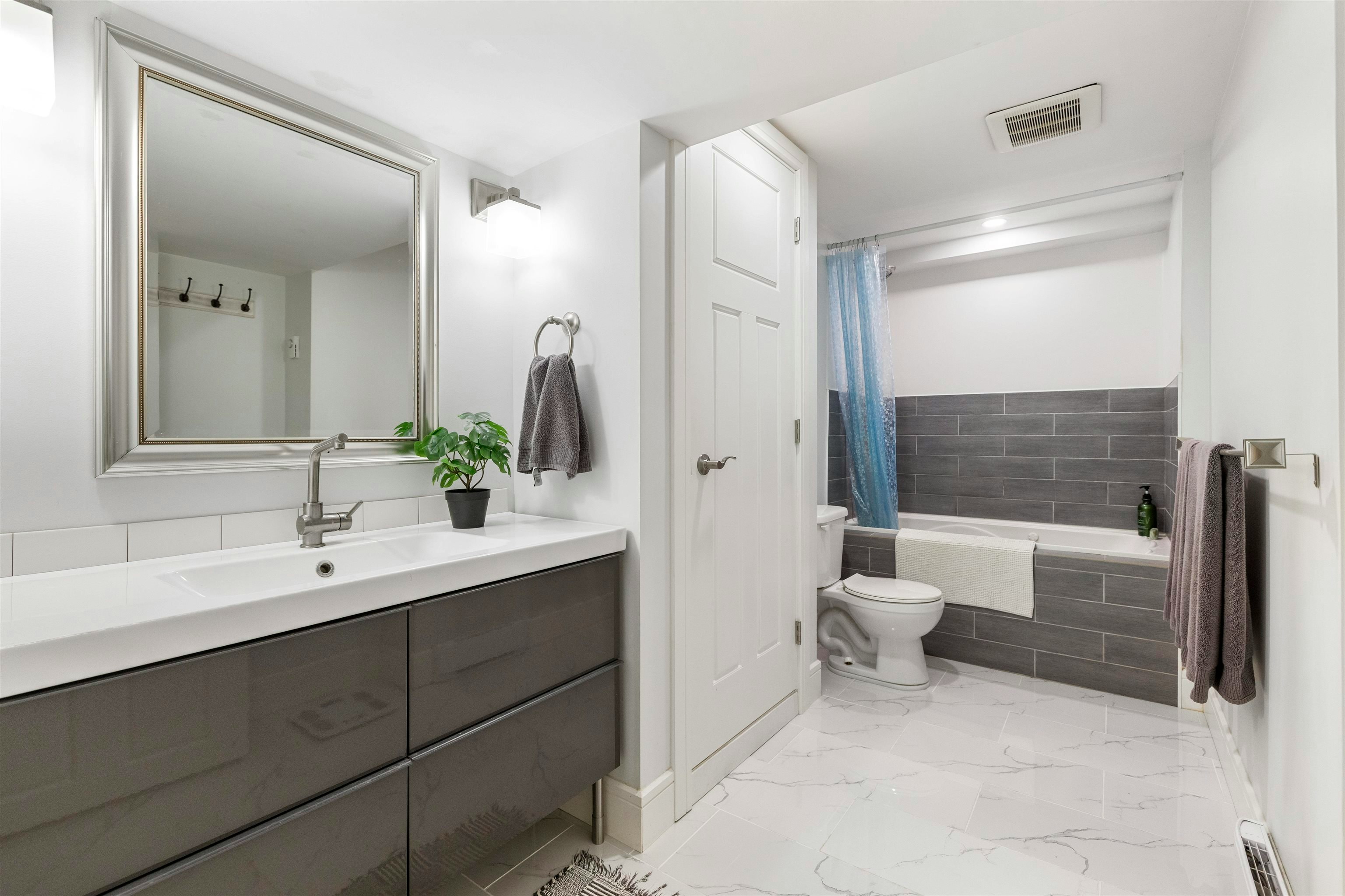 2509 Alderview Street, Abbotsford, BC, V3S 8J9 - 28