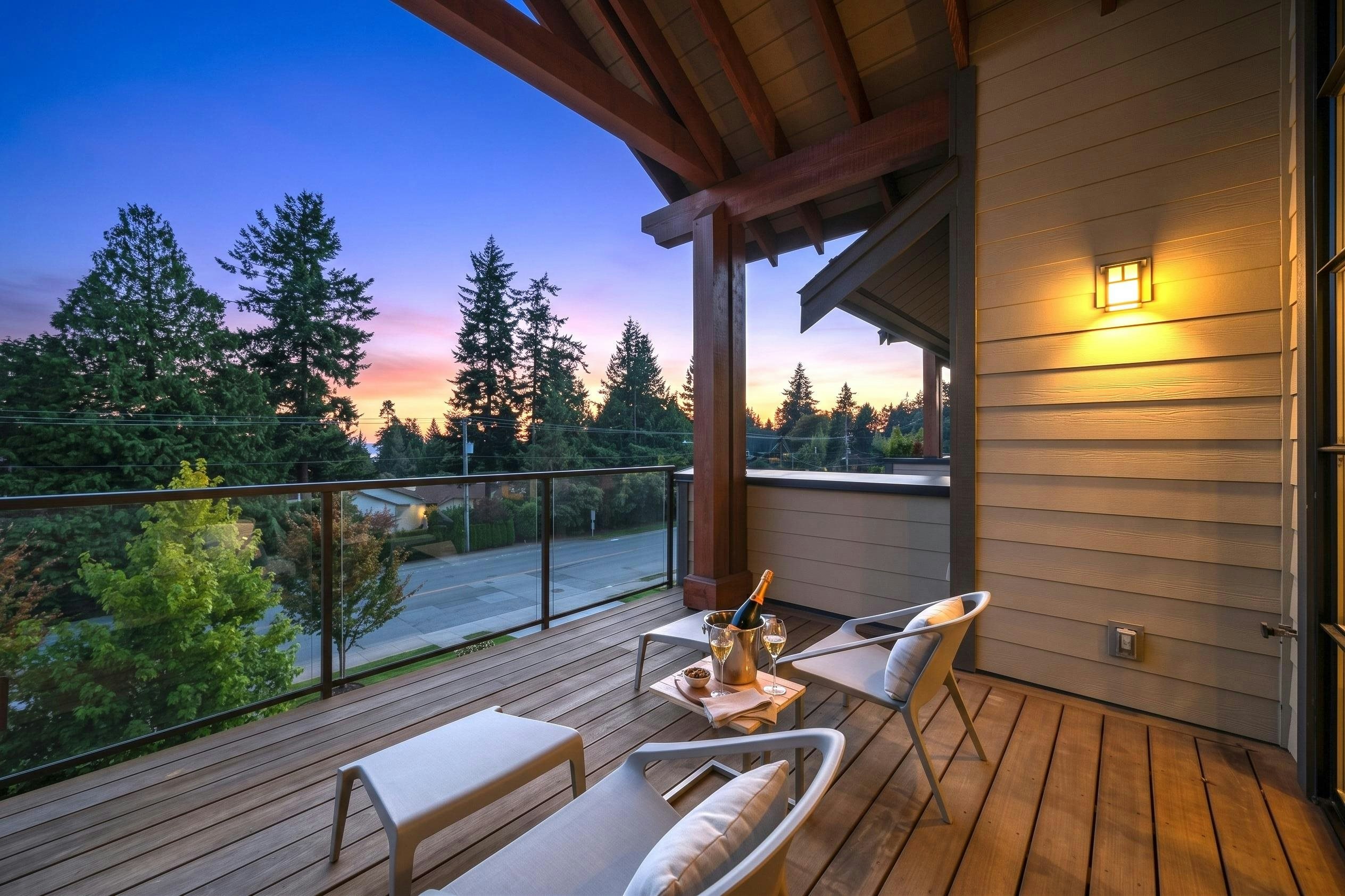 209-13585 16 Avenue - 3