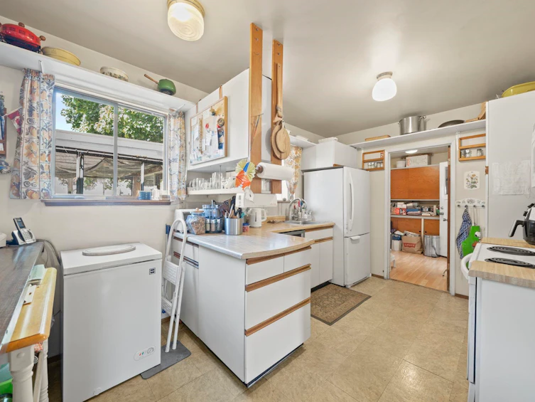 6731 Camsell Crescent, Richmond, BC, V7C 2M9 - 11