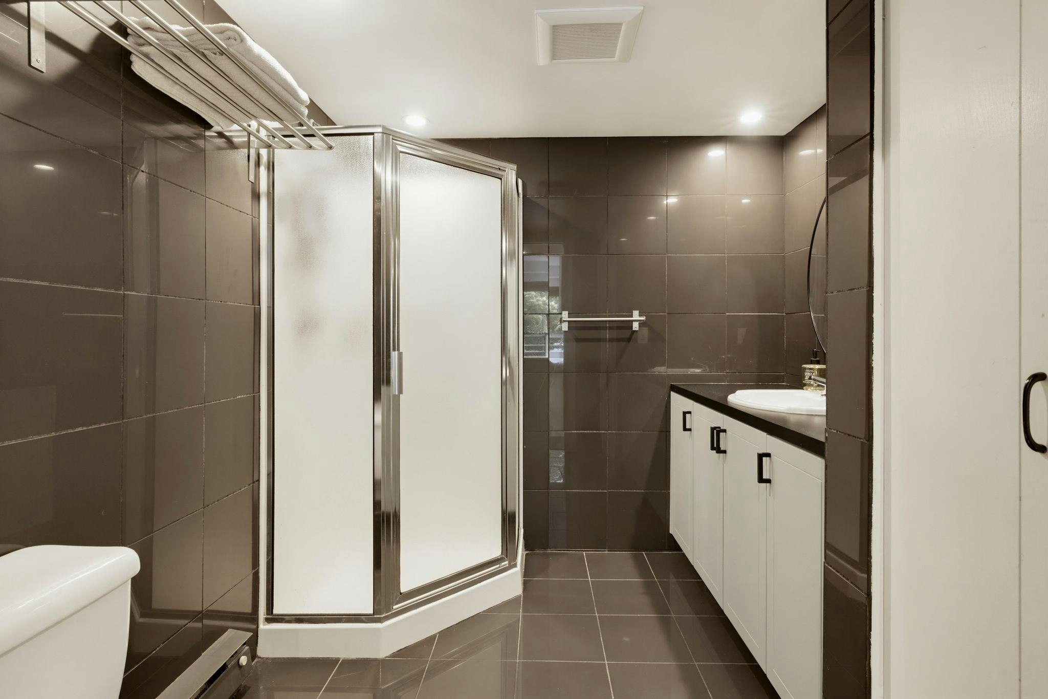 115-1890 W 6th Avenue, Vancouver, BC, V6J 1R6 - 20