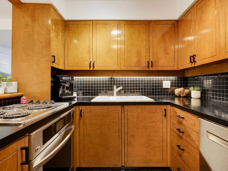 115-1890 W 6th Avenue, Vancouver, BC, V6J 1R6 - 10