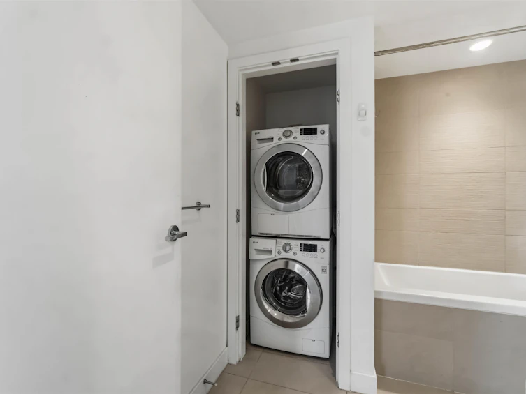 808-288 W 1st Avenue, Vancouver, BC, V5Y 0E9 - 19