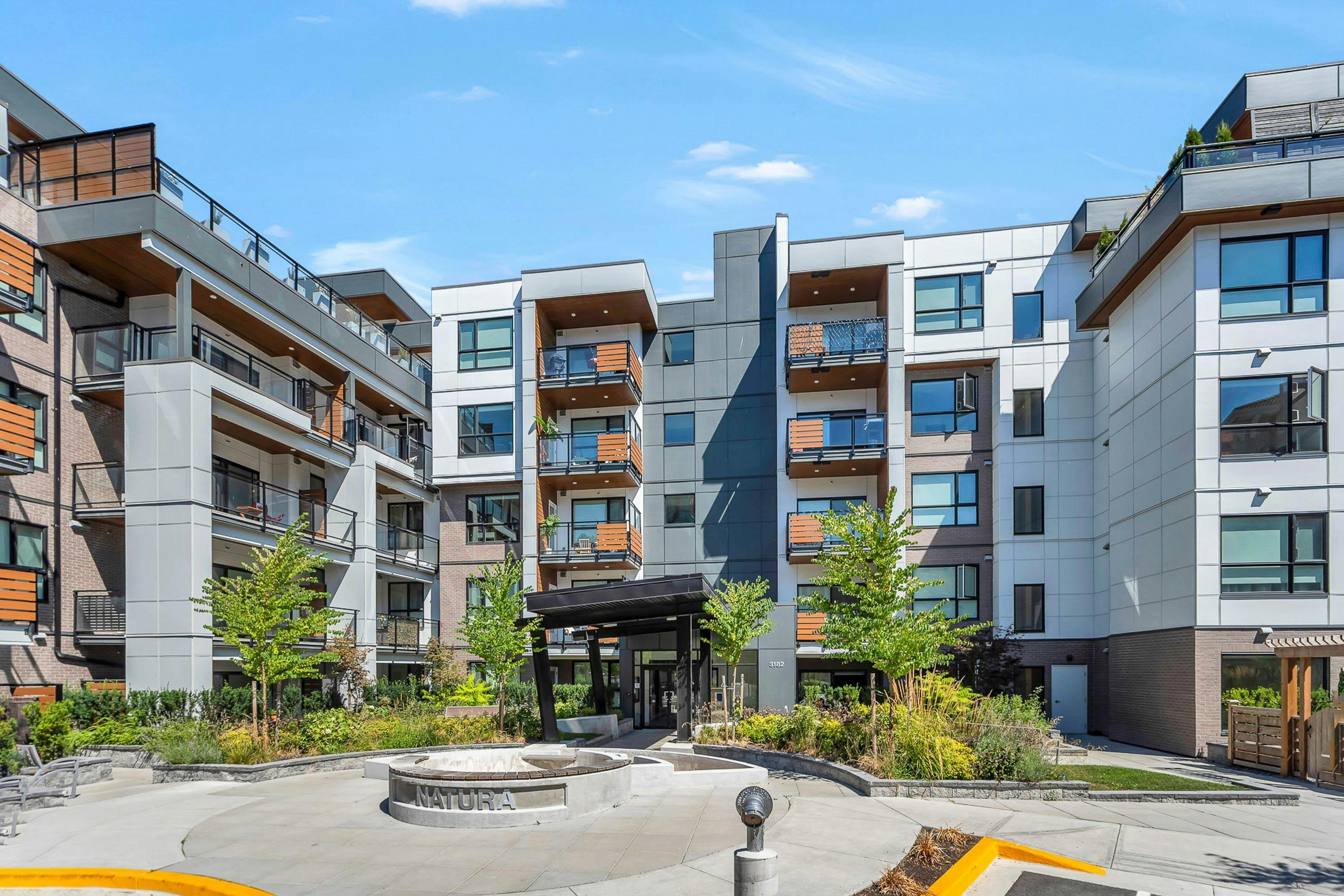 205-3182 Gladwin Road, Abbotsford, BC, V2T 0K8