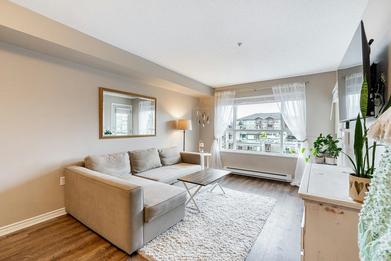 313-5465 203 Street, Langley, BC, V3A 9L8