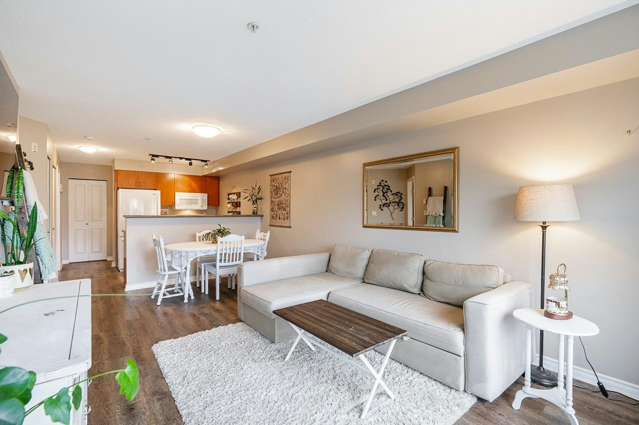 313-5465 203 Street, Langley, BC, V3A 9L8 - 16