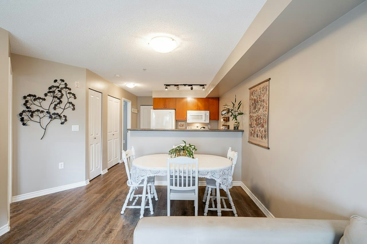 313-5465 203 Street, Langley, BC, V3A 9L8 - 13