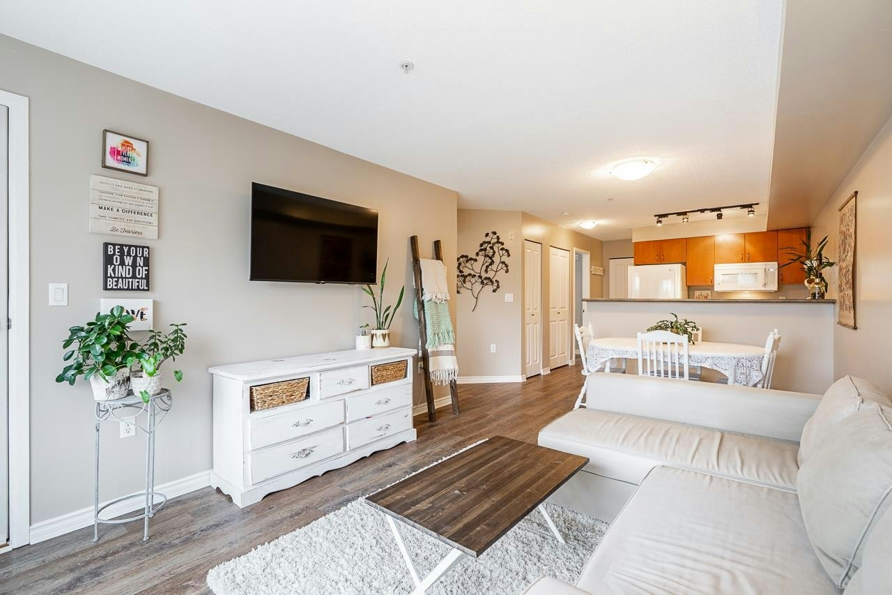 313-5465 203 Street, Langley, BC, V3A 9L8 - 15