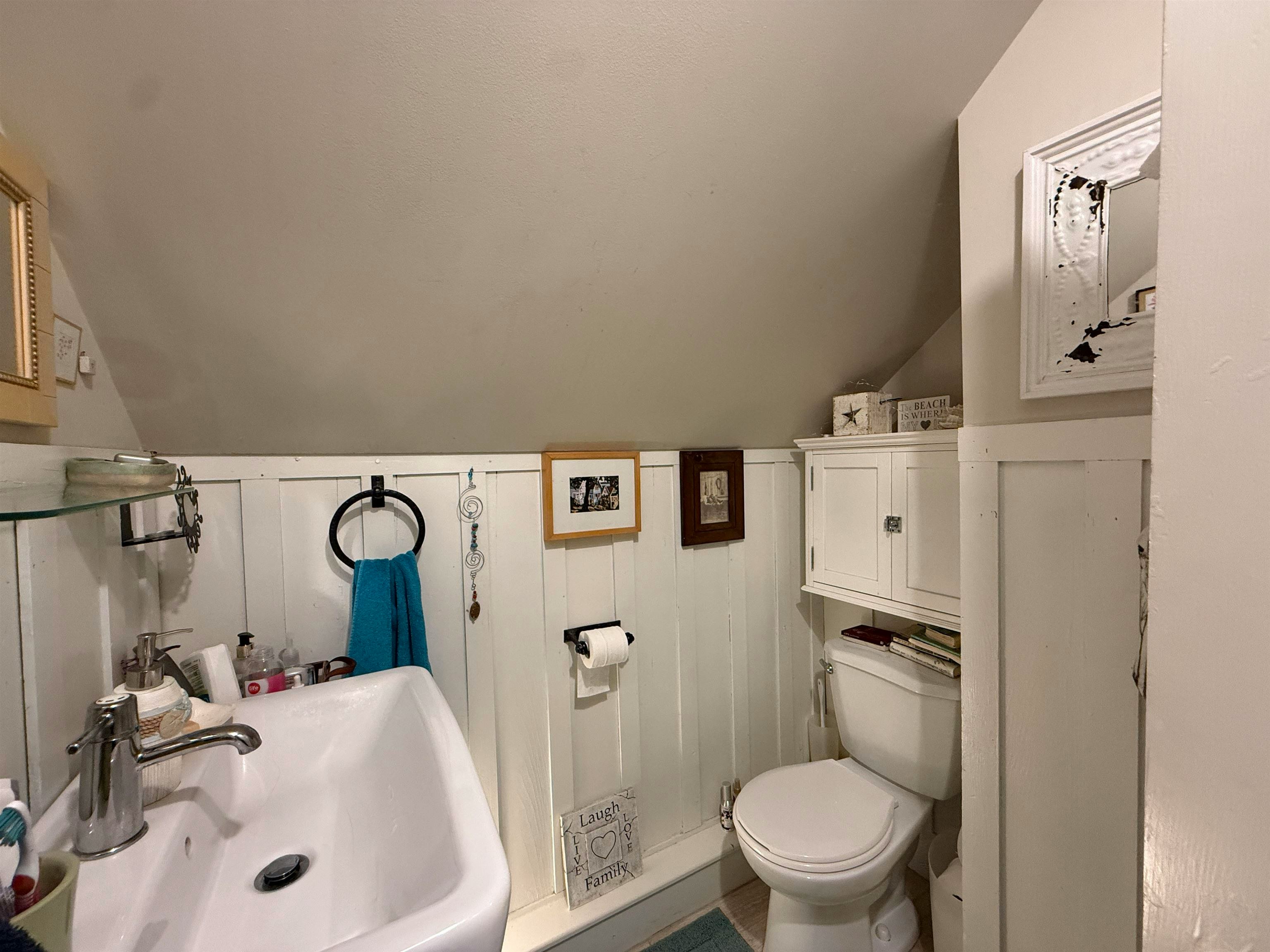 11XX Elm Street, Surrey, BC, V4B 3R9 - 10