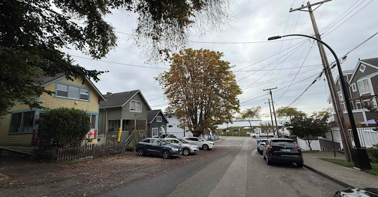 11XX Elm Street, Surrey, BC, V4B 3R9 - 14