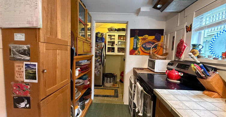 11XX Elm Street, Surrey, BC, V4B 3R9 - 5