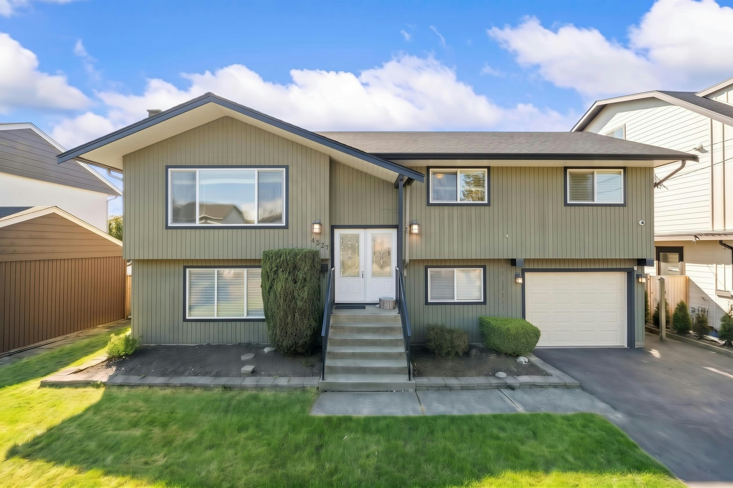 4517 46a Street, Delta, BC, V4K 2M5