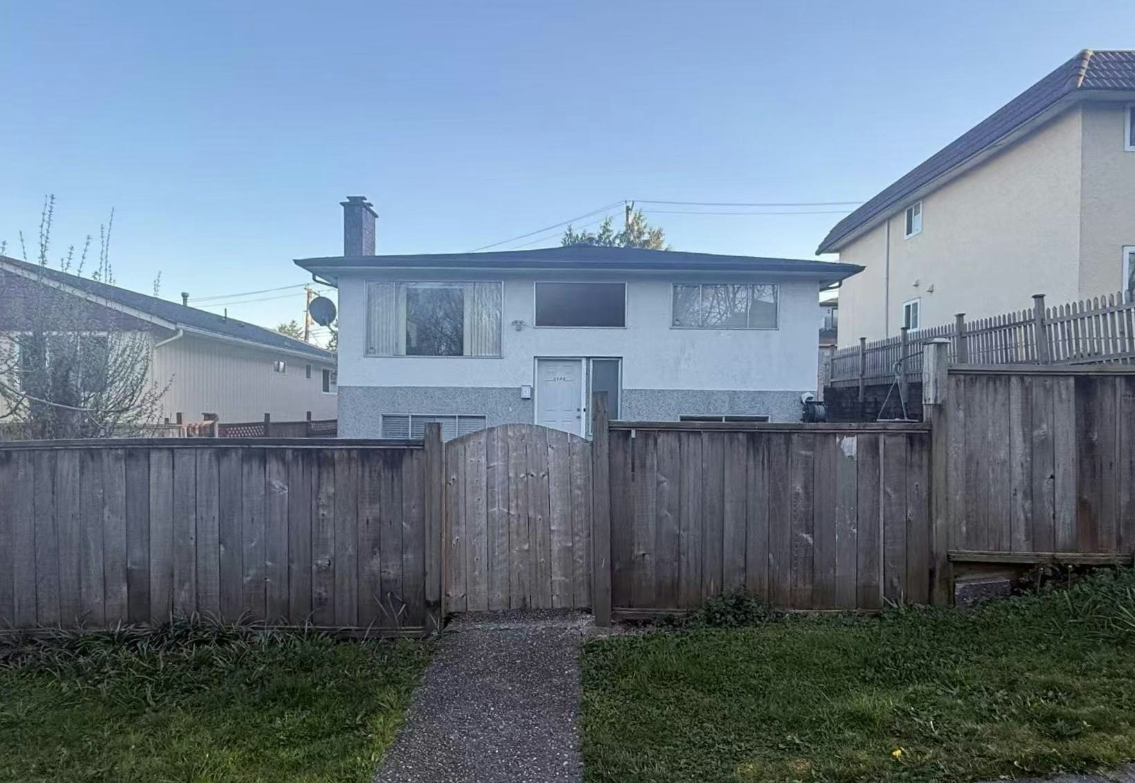 3466 E 2nd Avenue, Vancouver, BC, V5M 1G6