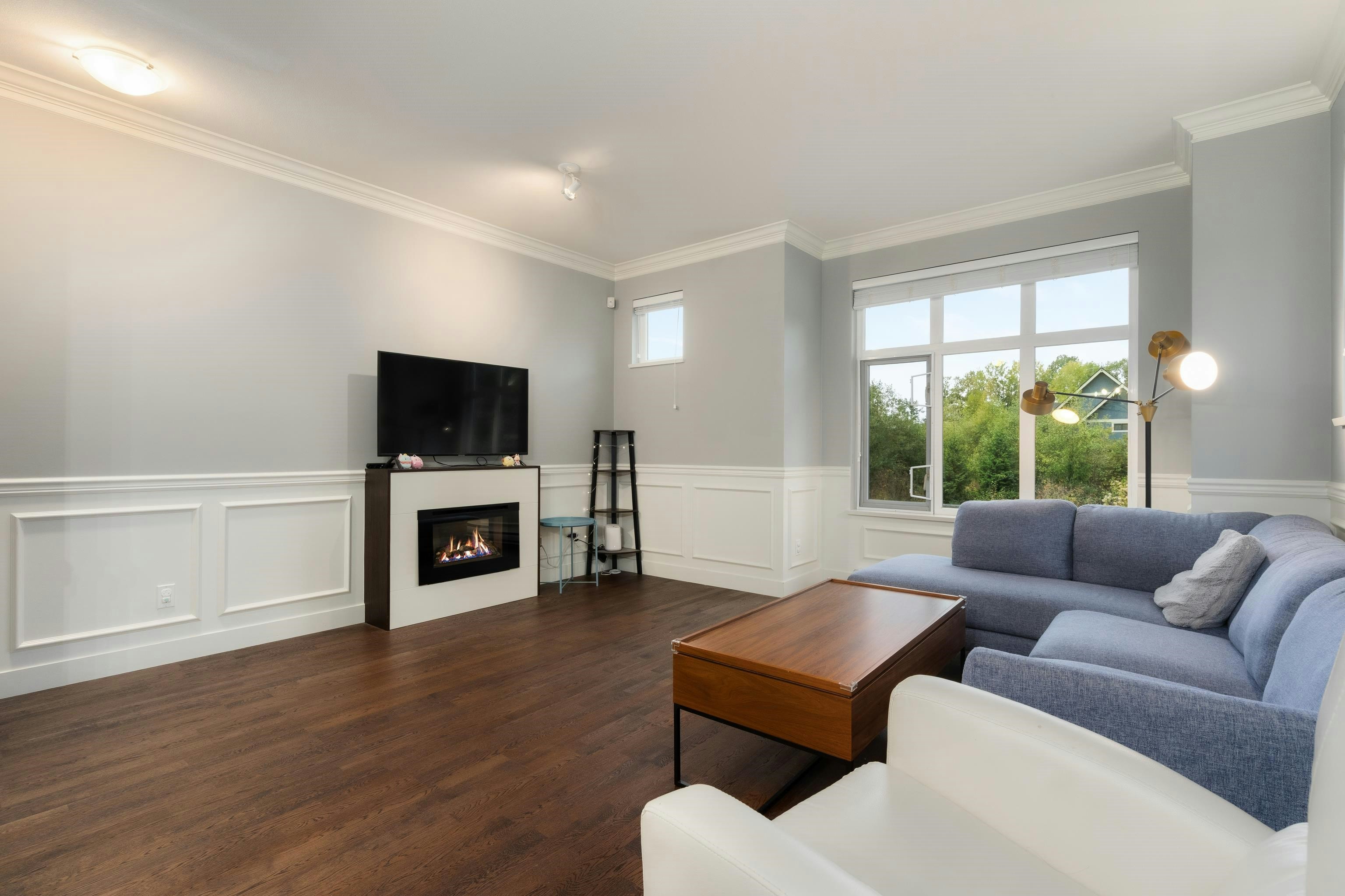 401-8485 New Haven Close - 5