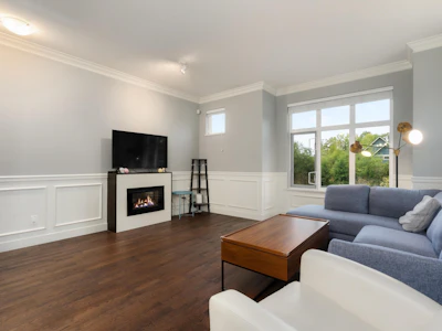 401-8485 New Haven Close - 5