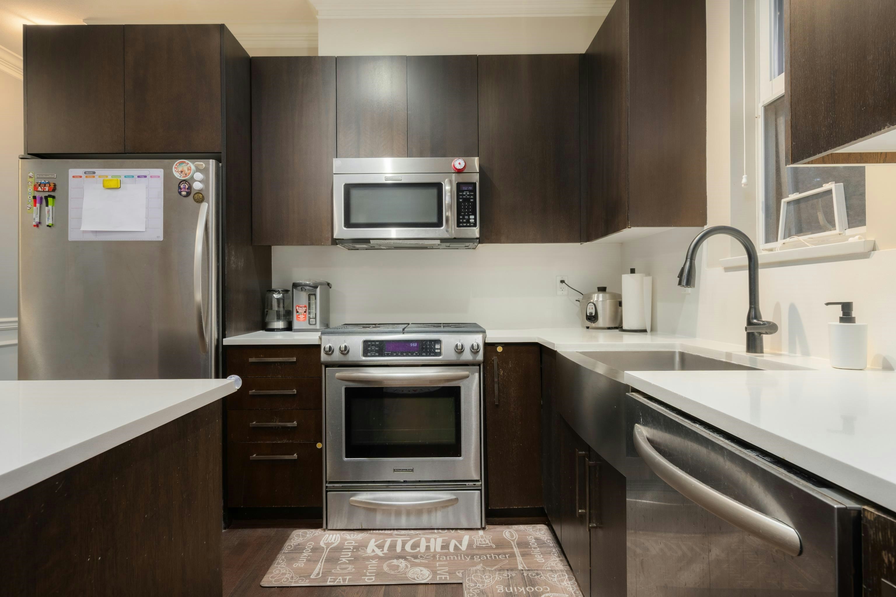 401-8485 New Haven Close, Burnaby, BC, V5J 0B7 - 9
