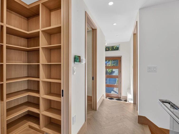 6423 Argyle Avenue, West Vancouver, BC, V7W 2E8 - 13