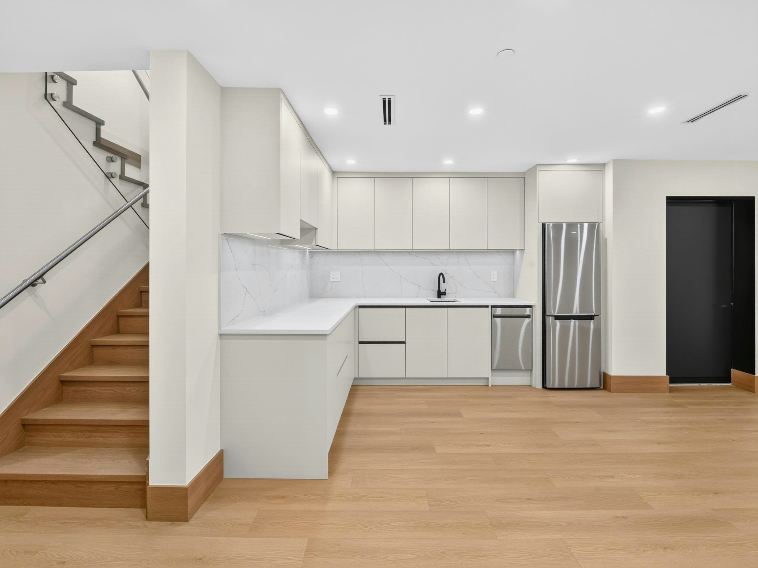 6423 Argyle Avenue, West Vancouver, BC, V7W 2E8 - 21