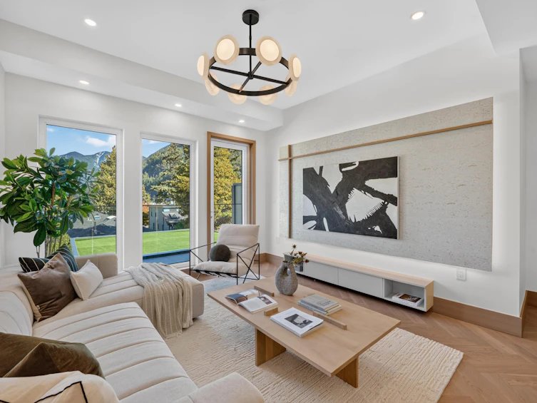 6423 Argyle Avenue, West Vancouver, BC, V7W 2E8 - 4