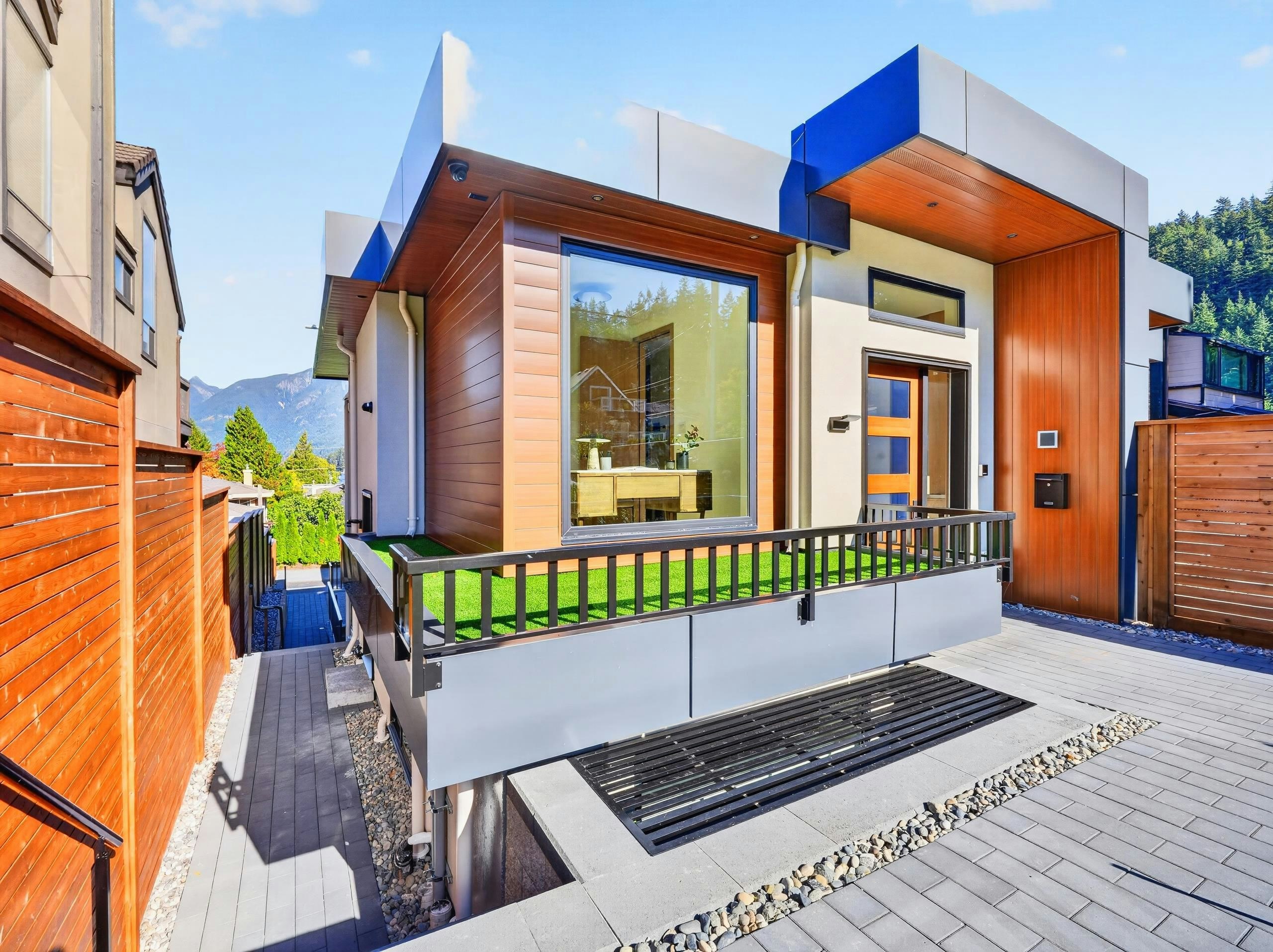 6423 Argyle Avenue, West Vancouver, BC, V7W 2E8 - 25