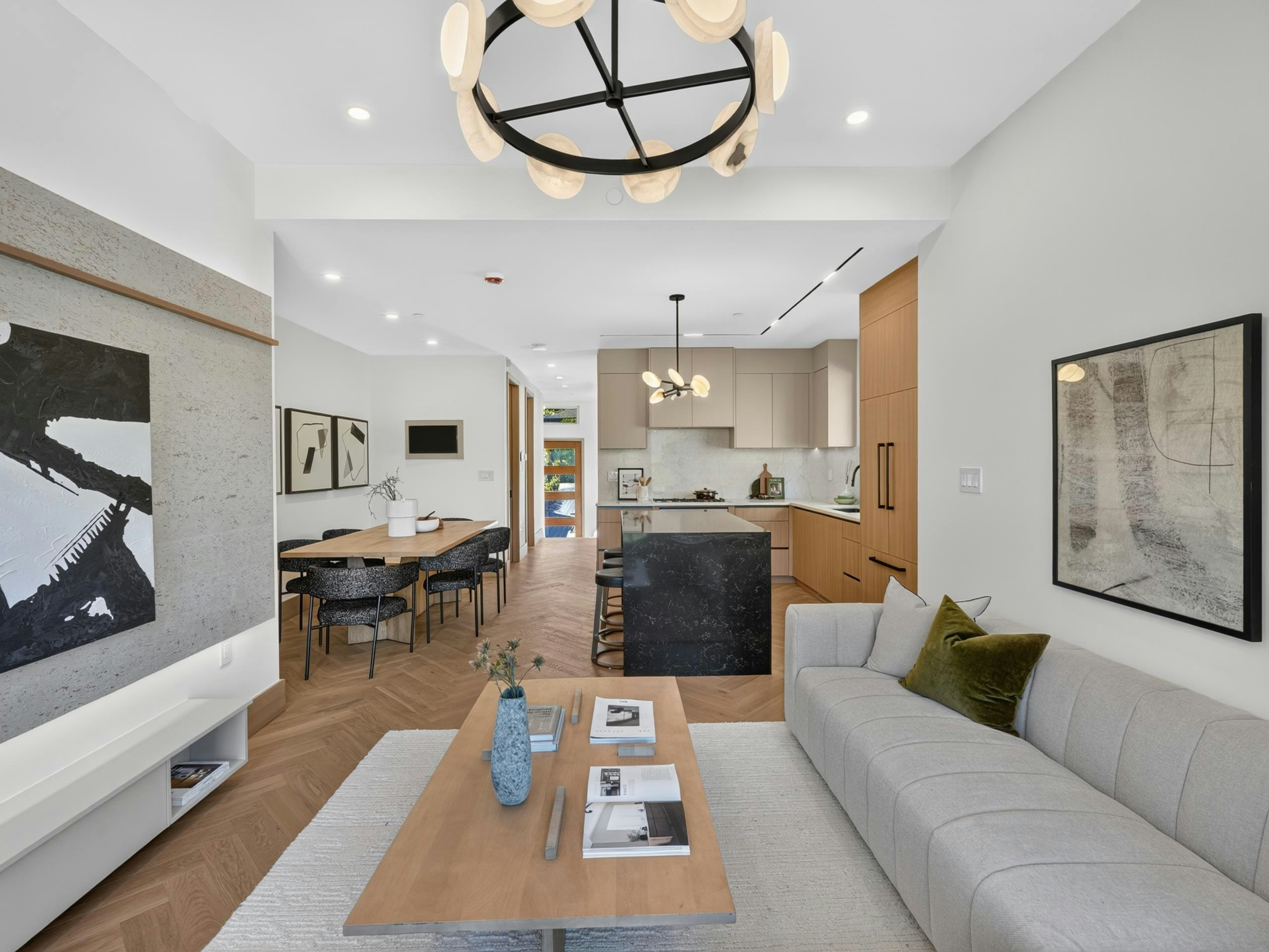 6423 Argyle Avenue, West Vancouver, BC, V7W 2E8 - 6