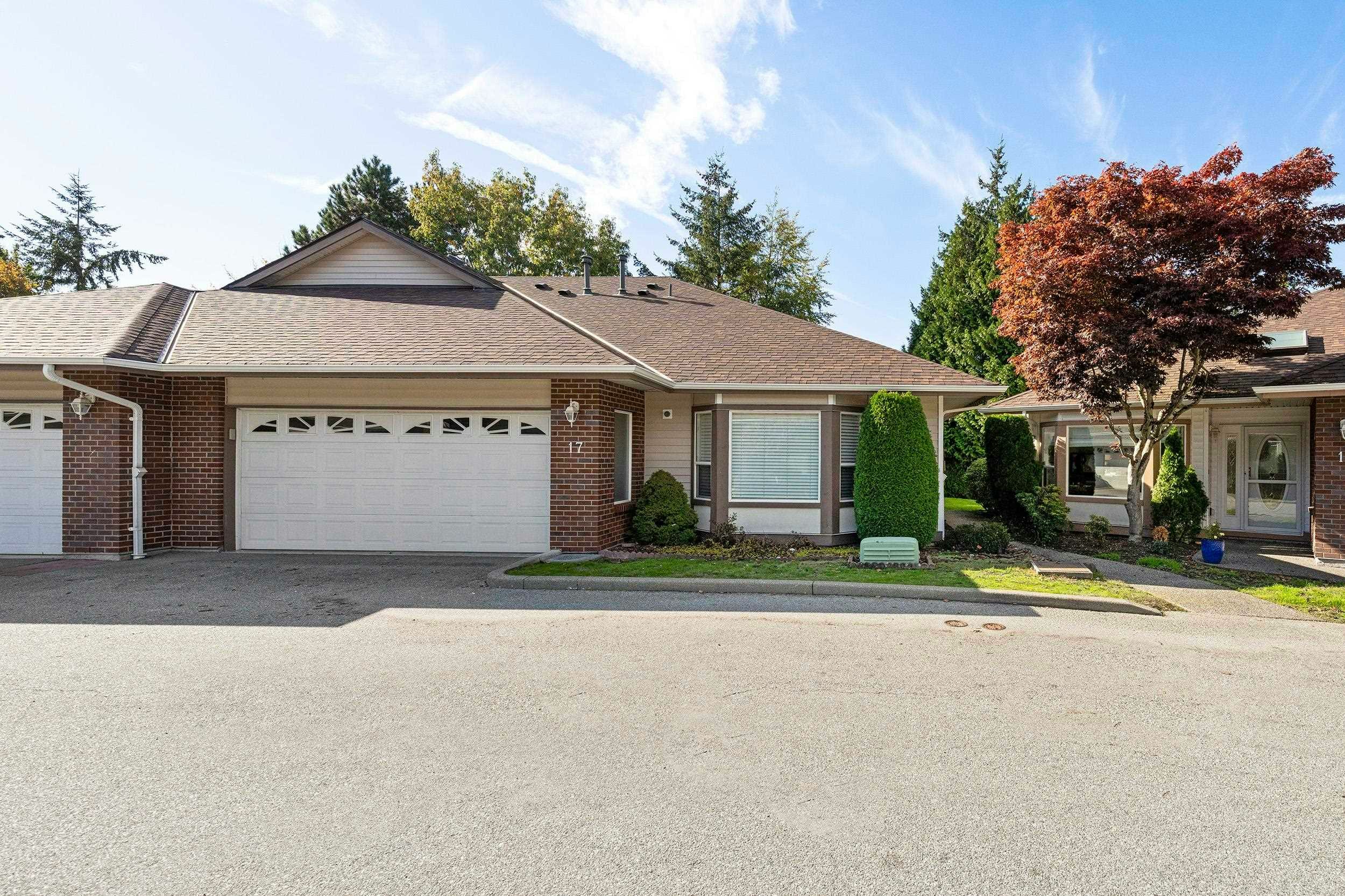 17-18939 65 Avenue, Surrey, BC, V3S 8Y2