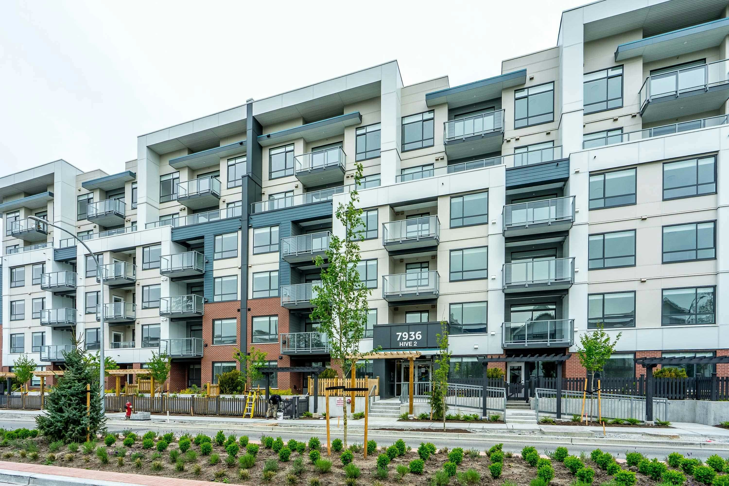 306-7936 206 Street, Langley, BC, V2Y 3X8
