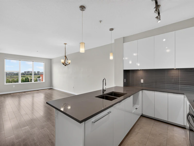603-9399 Alexandra Road, Richmond, BC, V6X 0L7 - 6