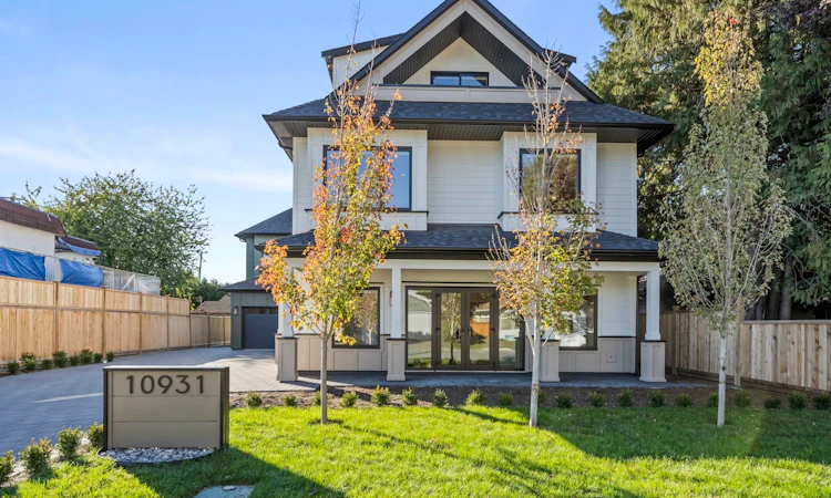 1-10931 Southport Road